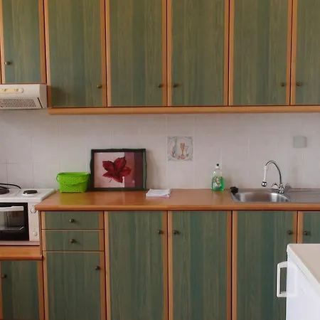 Constantinos Lejlighed Lassi (Kefalonia)