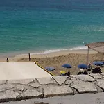 Constantinos شقة