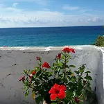 Constantinos