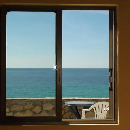 Constantinos דירה לאסי