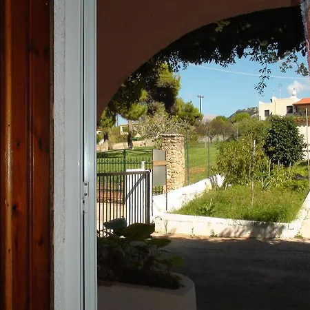 Constantinos * לאסי