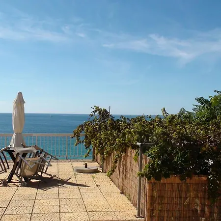 Constantinos Apartament
