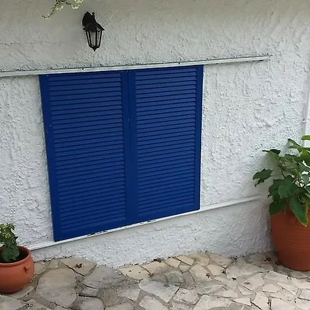 Constantinos *